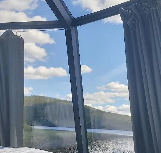 Pyhan Asteli Aurora Igloos & Suites אתר נופש פיהטונטורי